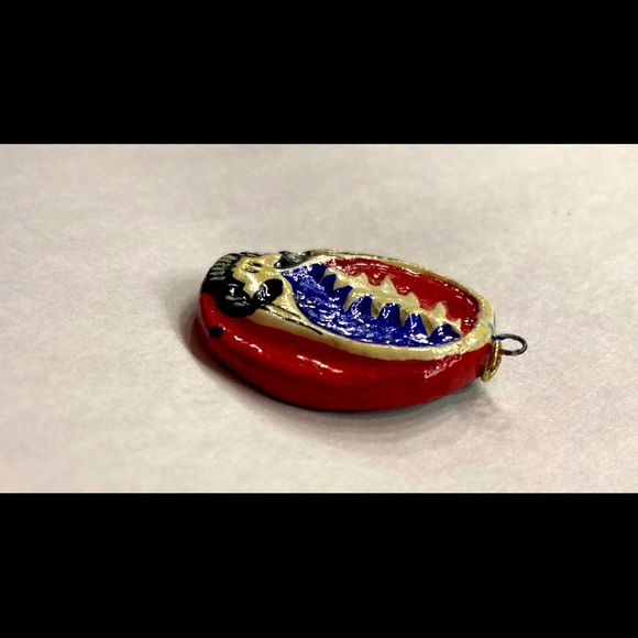 Vintage Grateful Dead ‘Steal Your Face’ symbol Pendant (with Chain) - Picture 4 of 4